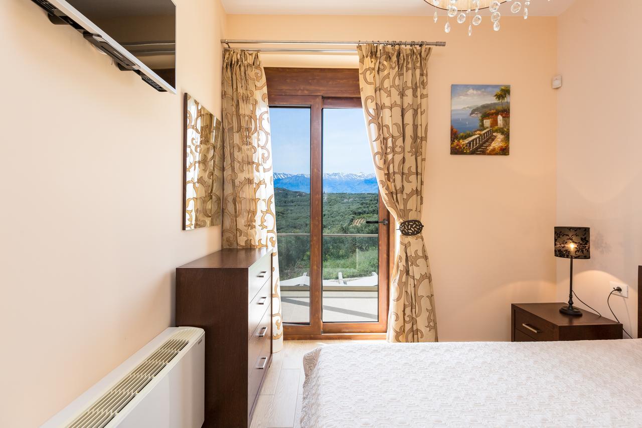 Levanda Luxury Stone Villa Kalýves Eksteriør bilde